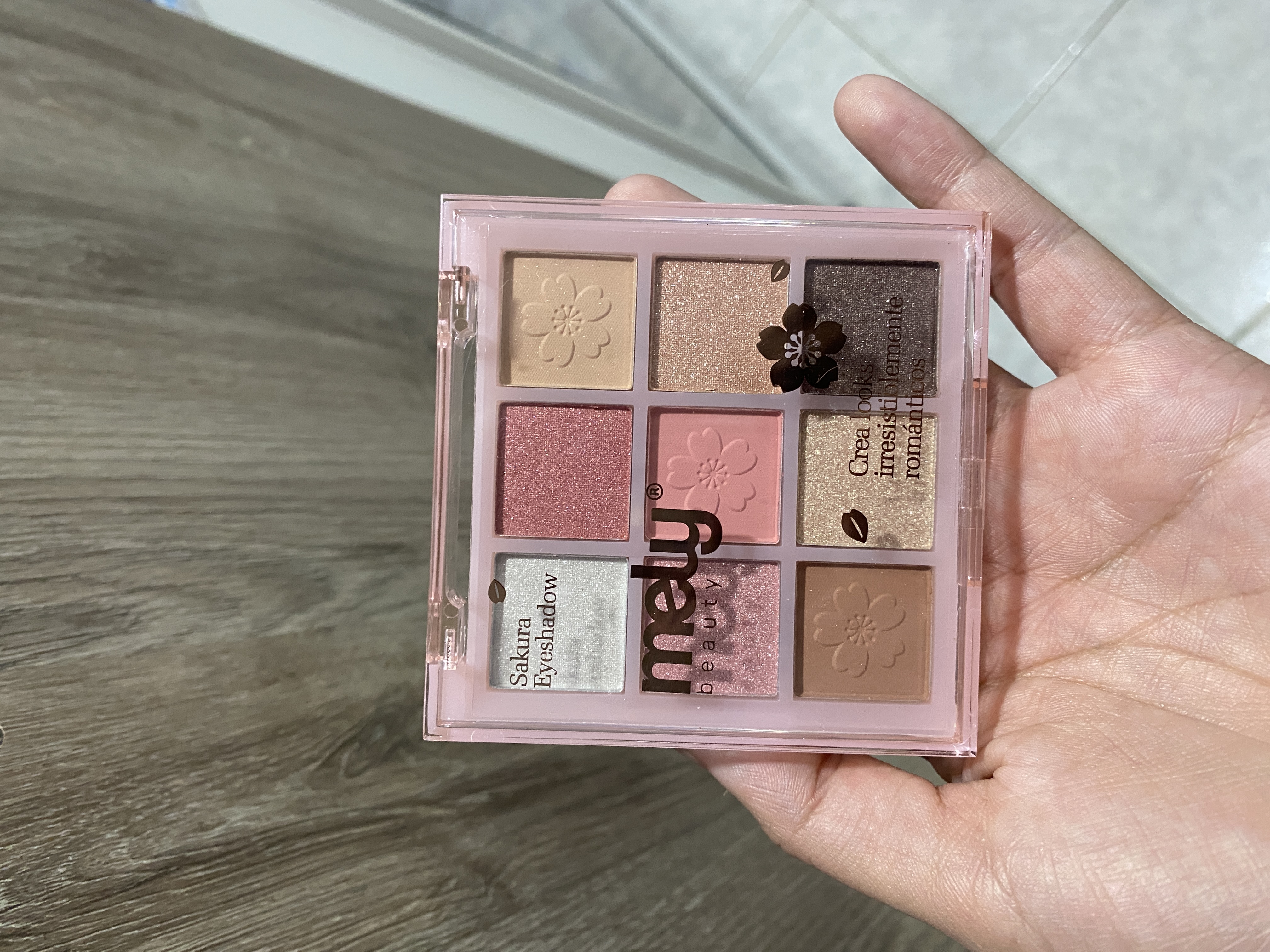 Paleta de sombras Sakura Mely 💗