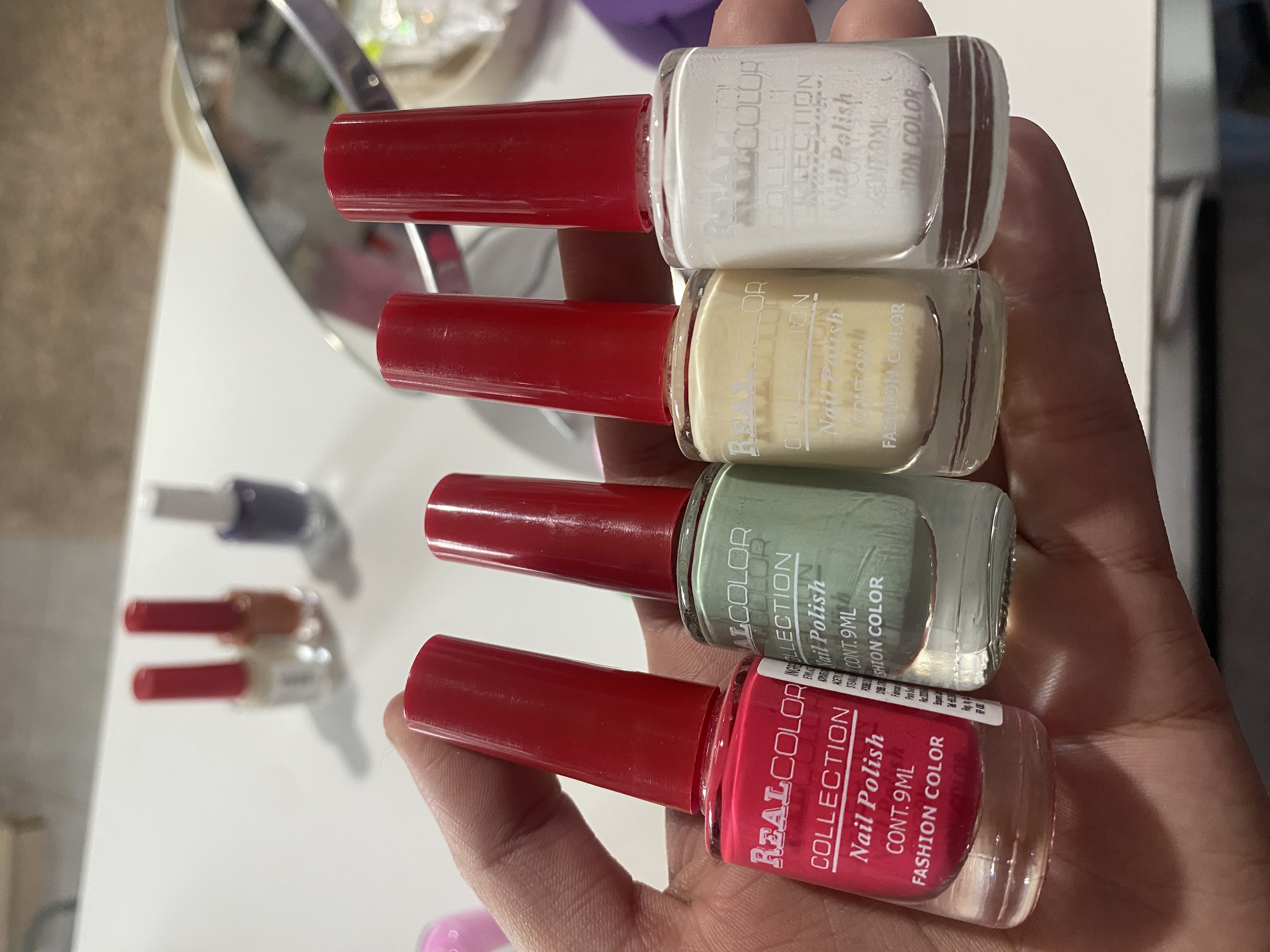 Esmaltes  Real Color 💗