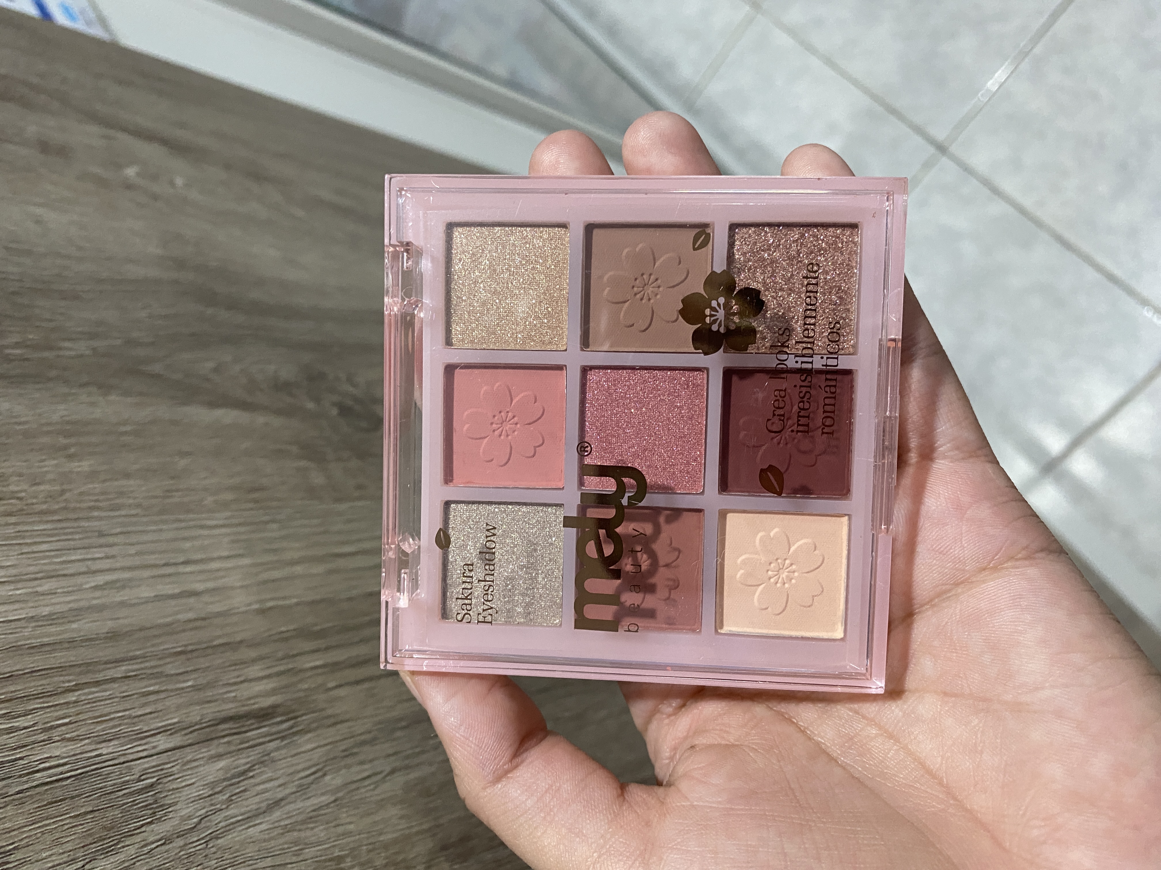 Paleta de sombras Sakura Mely 💗
