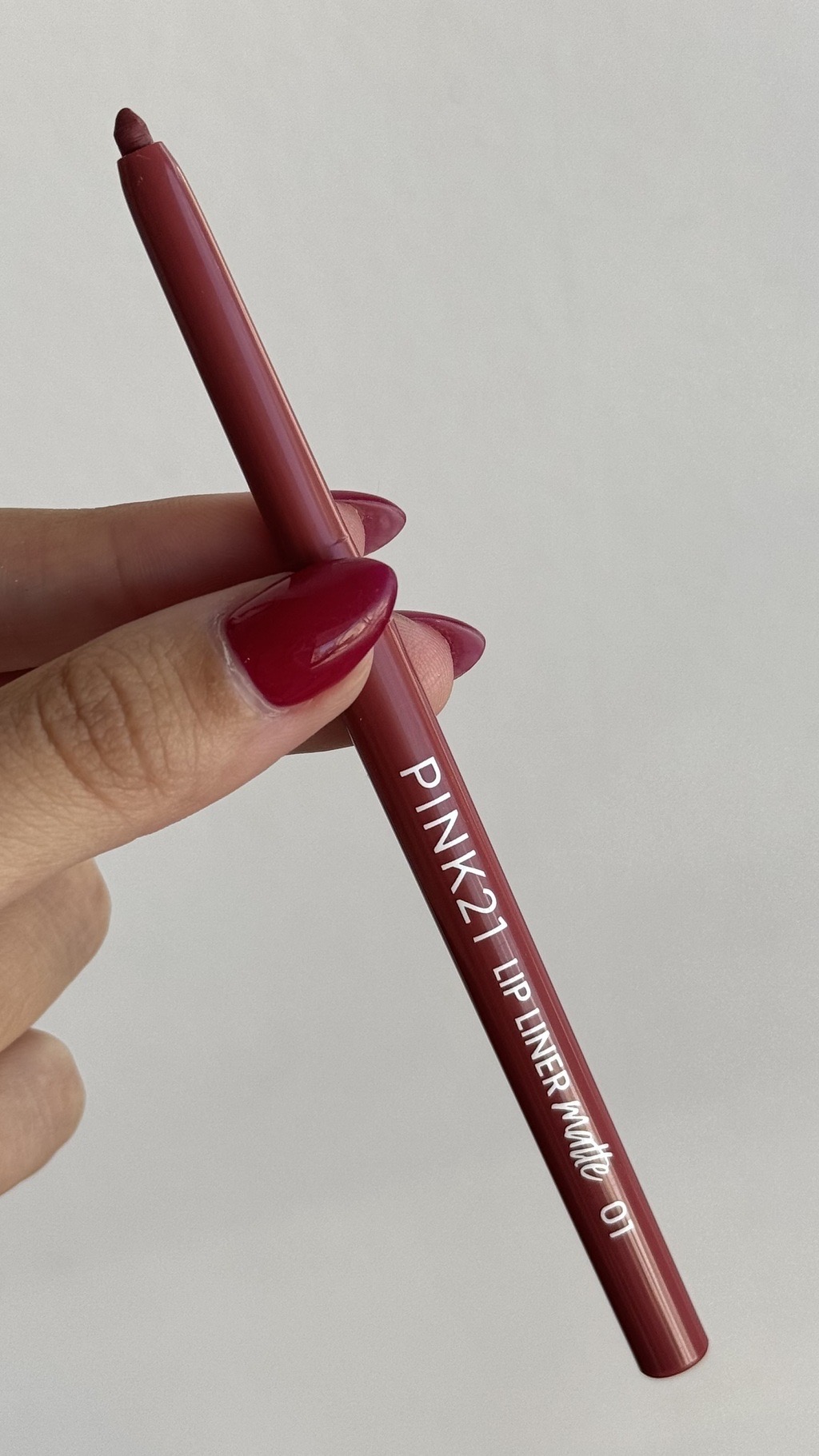 Delineador retráctil matte Pink 21